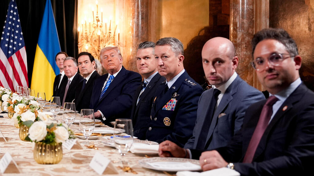 ארה"ב סטיבן מילר יועצו של דונלד טראמפ בפגישה של בכירי הממשל עם נשיא אוקראינה וולודימיר זלנסקי