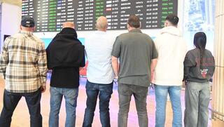 מגזין סופ"ש: ההברחות דרך נתב"ג