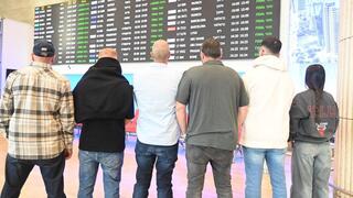 מגזין סופ"ש: ההברחות דרך נתב"ג