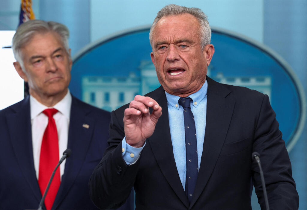 שר הבריאות האמריקני רוברט פ. קנדי ג'וניור