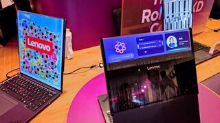 מחשב נייד עם מסך נגלל 