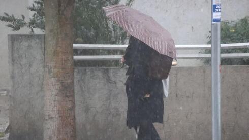 מזג אוויר סוער תל-אביב