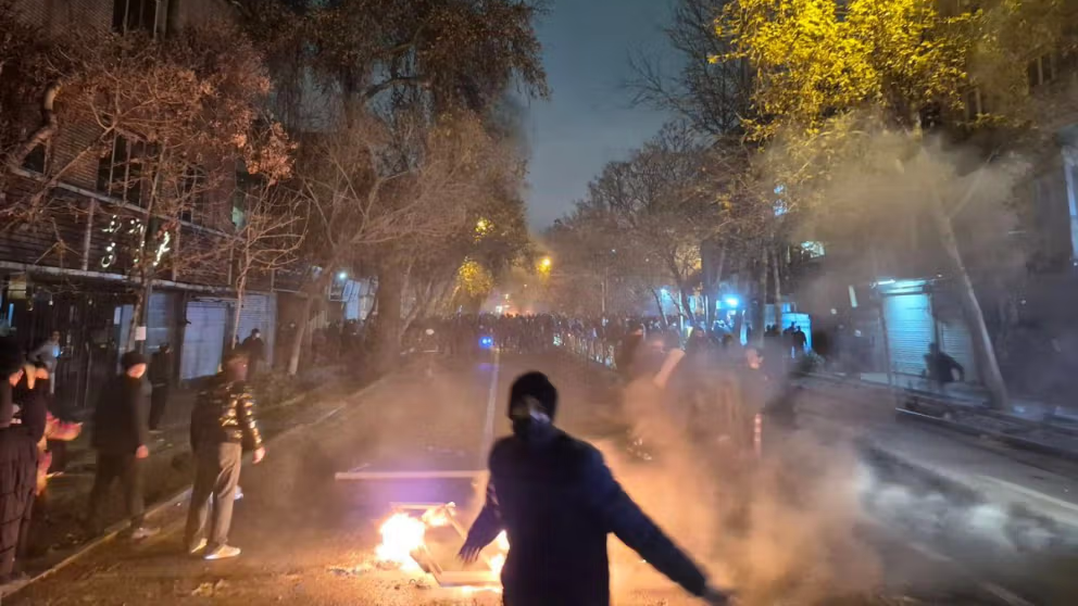 הפגנה איראן בתיעוד שהפציץ ערוץ איראן אינטרנשיונל