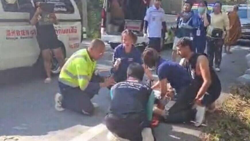 Ten Israeli passengers were on the minibus; footage from the scene of the accident (Photo: Passportcard) תאונת דרכים בצ'אנג מאי בתאילנד בה היו מעורבים ישראלים