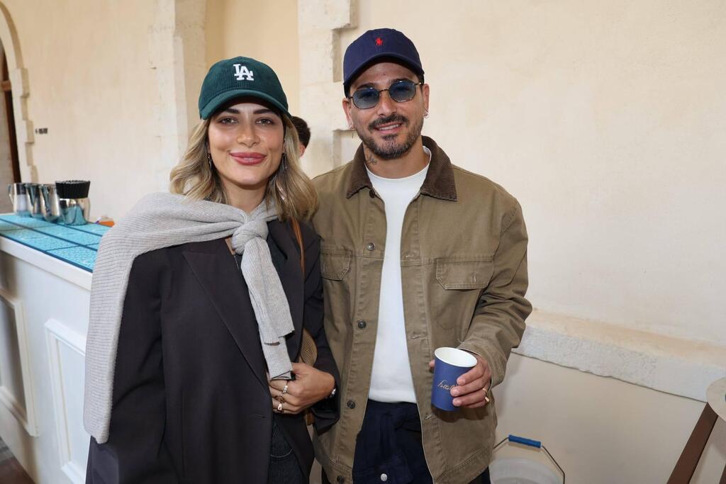 "זה לא משנה מה המשפחה חושבת. חלקם מאמינים, חלקם מסתייגים". מאור ומירן בוזגלו (רפי דלויה) מאור ומירן בוזגלו באירוע ההשקה