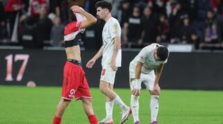 שחקני שתי הקבוצות מאוכזבים