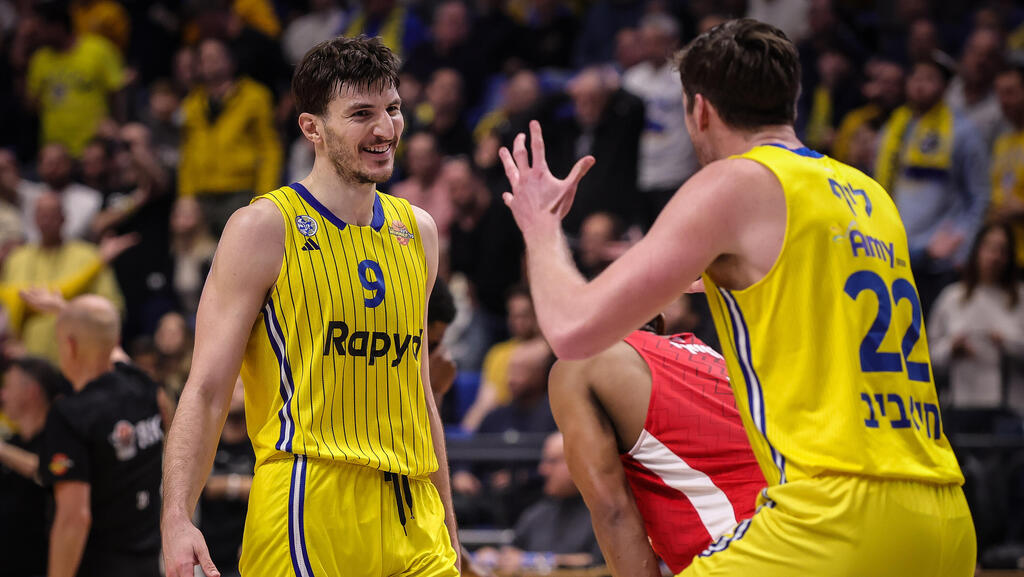 שחקן מכבי ת"א רומן סורקין