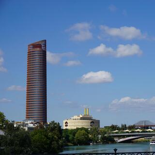 המגדל בסביליה