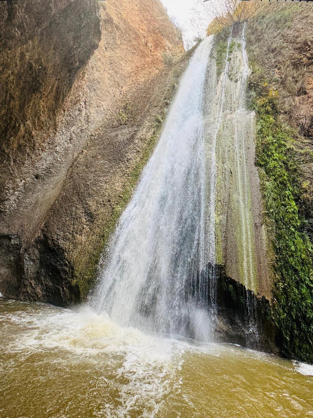 Impressive morning flow at Tanur Waterfall, Nahal Ayun Nature Reserve 
