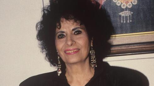 שושנה דמארי