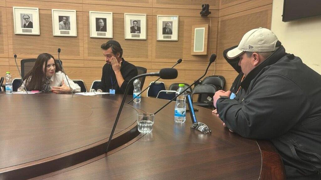 חבריו של יהושוע בון ז"ל