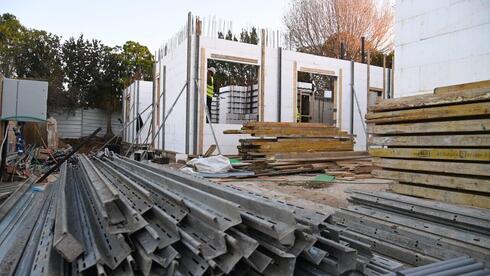 עבודות השיקם בכפר עזה