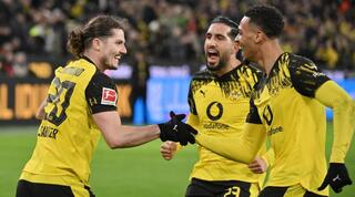 שחקני בורוסיה דורטמונד חוגגים