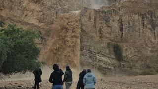 מפל קומראן במראה שומט לסת