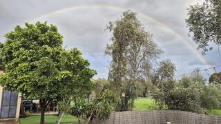 קשת בענן במושב חגור 