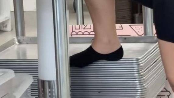 תיעוד של העובדת