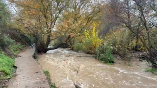 מרוץ נגד הזמן: המפלים והנחלים שזורמים אחרי הסופה