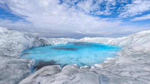 אגם באזור Point 660, כיפת הקרח, גרינלנד