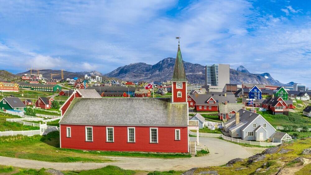 נוק, בירת גרינלנד ביום שמש