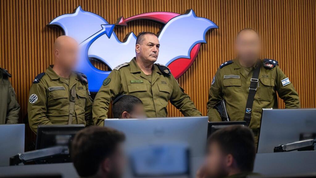 הרמטכ״ל, רב-אלוף אייל זמיר, בביקור בגדוד חץ של מערך ההגנה האווירית