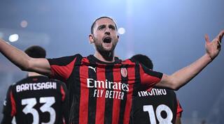 אדריאן ראביו שואג