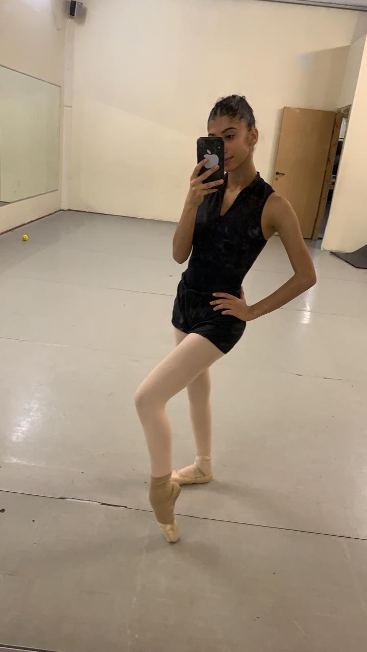 Stav when she was a ballet dancer (Photo: Stav Shalom) סתיו שלום בתקופת המחול