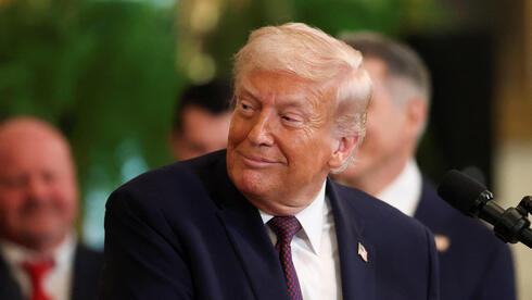 נשיא ארצות הברית דונלד טראמפ  באירוע הבית הלבן לכבוד אלופת גביע סטנלי בליגת ה-NHL הוקי קבוצת " פלורידה פנטרס "