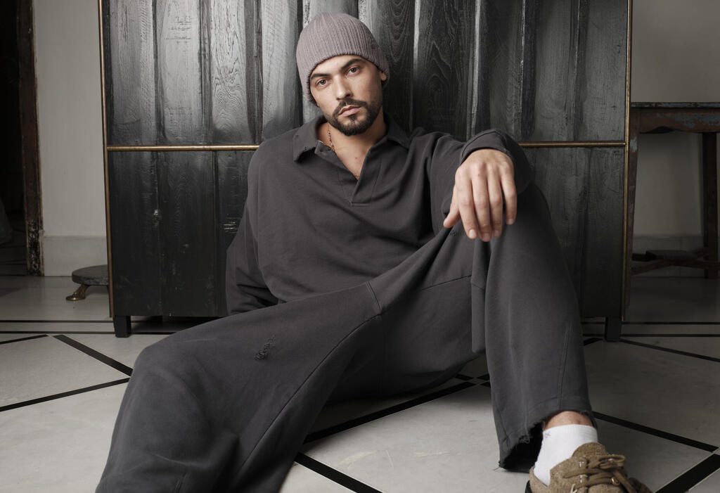 רועי סנדלר למותג האופנה TFU TFU