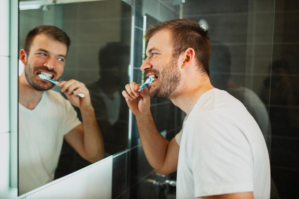 צחצוח שיניים