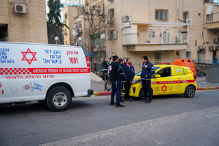 מי שומר על הילדים שלנו?