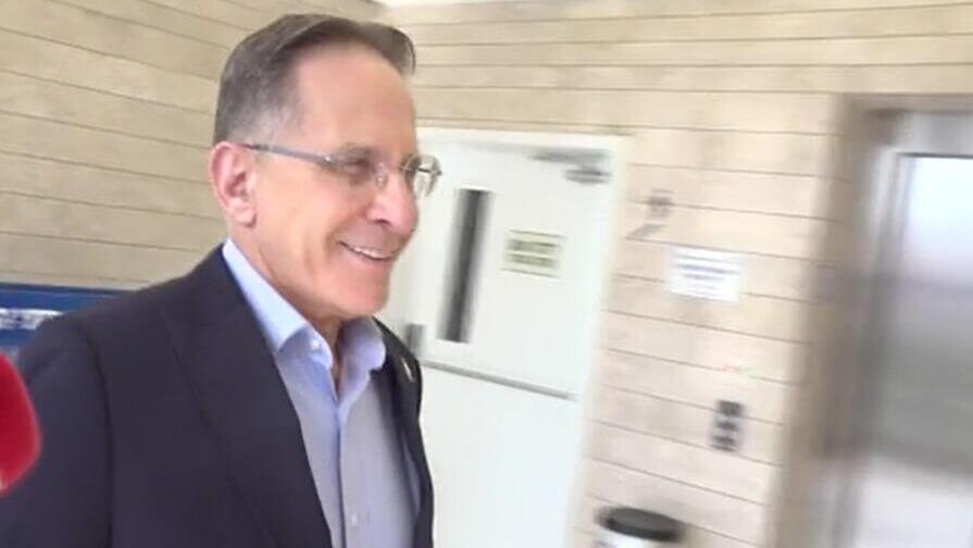The investigation awaits a decision; Tzachi Braverman צחי ברוורמן מגיע לדיון בבית המשפט