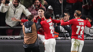 עמית למקין חוגג