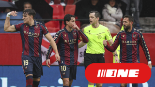 שחקני לבאנטה חוגגים 