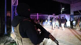 כוחות המשטר של סוריה נכנסו למחנה אל הול