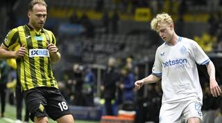 דן גלזר מנסה לחלץ