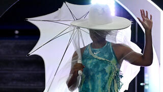 נאומי אוסקה