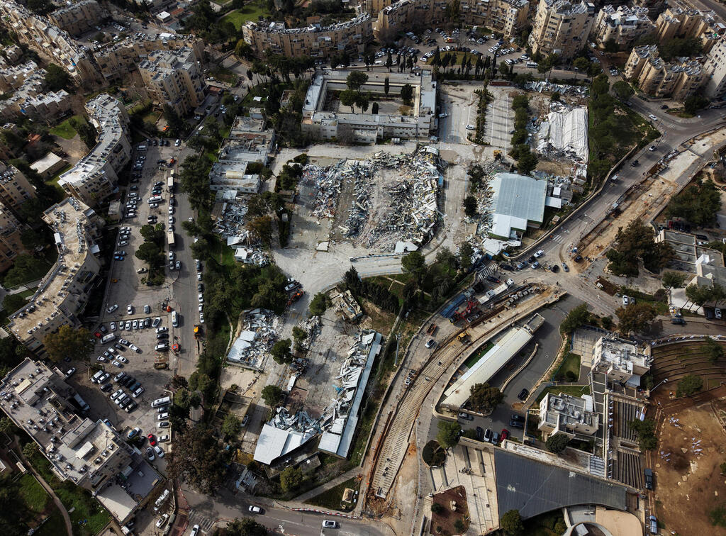 Site of the demolished UNRWA compound in Jerusalem (Photo: Dedi Hayun/Reuters) הריסת בניין אונר"א במזרח ירושלים