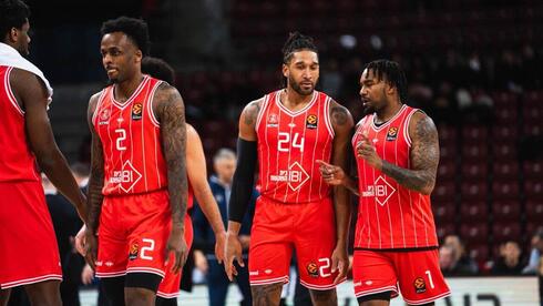 שחקני הפועל ת"א 