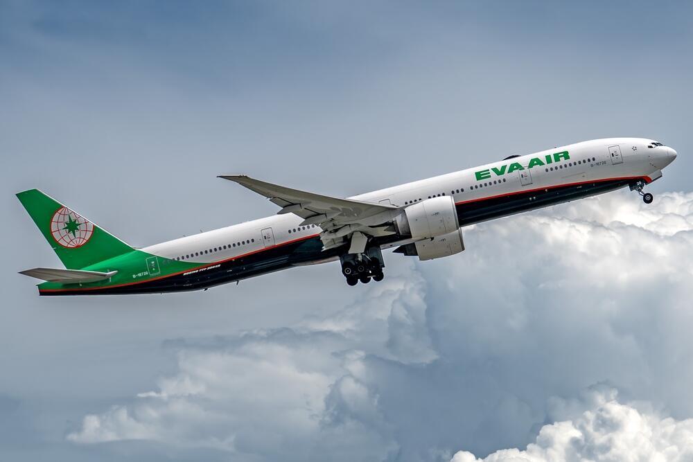 EVA Air's Boeing 777 (Photo: BoeingMan777 / shutterstock) בואינג 777 של EVA Air