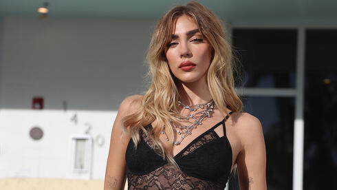 מאיה קיי, טווינטיפורסבן, עבור הברזייה