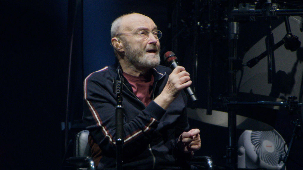 Phil Collins (Photo: Timothy Hiatt / Stringer Getty) פיל קולינס