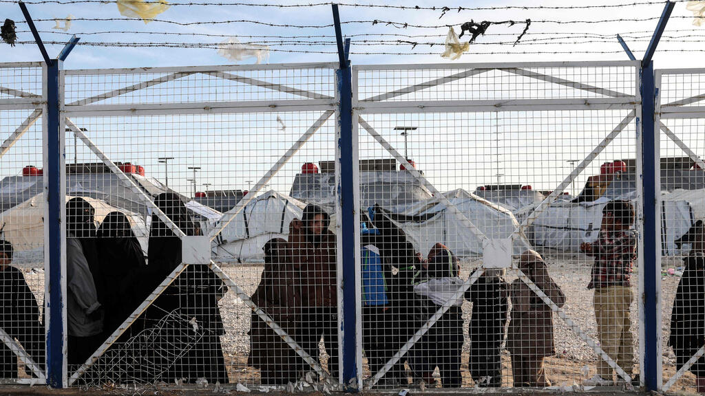 משפחות של דאעש במחנה אל-הול ב סוריה