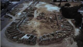 ההיפודרום העתיק בג'רש, אתר קבר אחים מהמגפה המתועדת הראשונה באזור הים התיכון