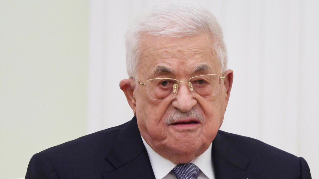 ראש הרשות הפלסטינית אבו מאזן ב קרמלין