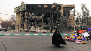 החיים חוזרים למסלולם, טהרן השבוע