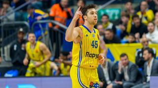 תמיר בלאט. מופע שלשות לגארד