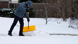 ארה"ב הכנות ל סופה שלג ב אילינוי
