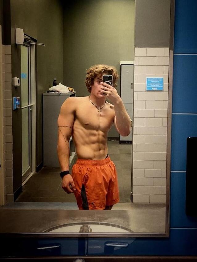 סטיבן (ספנסר) פיטמן. צובר מעריצים