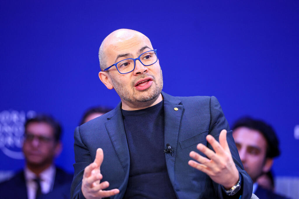 Demis Hassabis, founder and CEO of Google DeepMind (Photo: Reuters) דמיס האסביס בדאבוס 2026