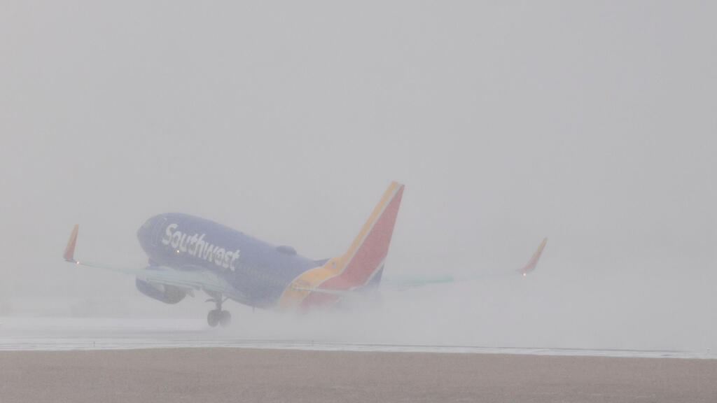 The total number of flight cancellations since the weekend is at nearly 14,000 (Photo: Brett Carlsen / GETTY IMAGES NORTH AMERICA / AFP) נאשוויל